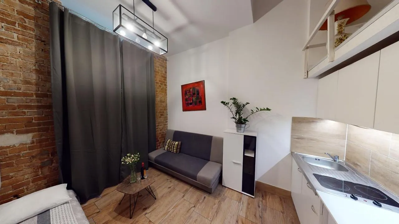 Komuny Paryskiej 62 Centrum فروتسواف بولندا