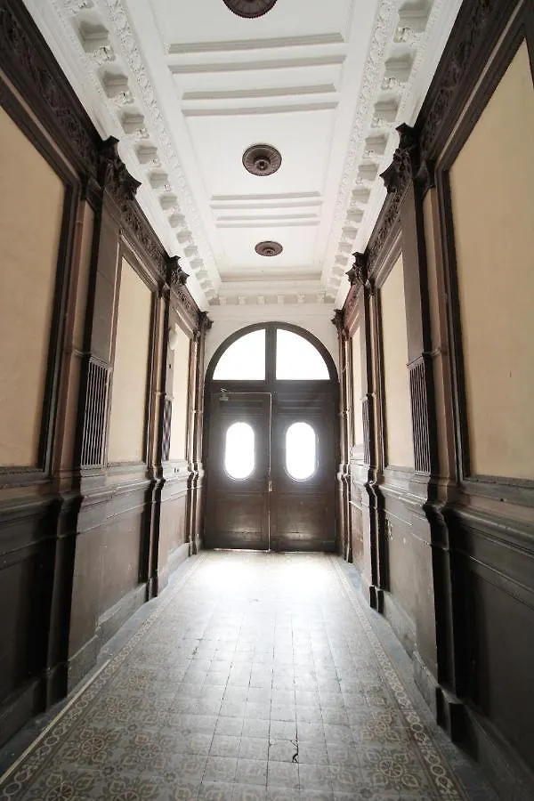 Komuny Paryskiej 62 Centrum فروتسواف